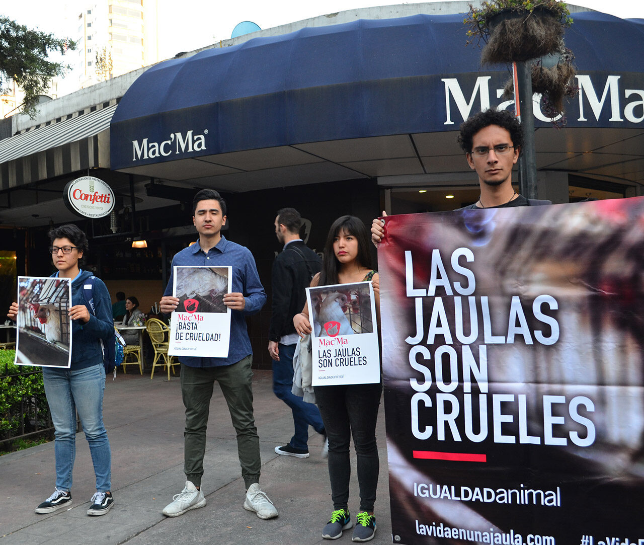 kampagne gegen käfighaltung in mexiko