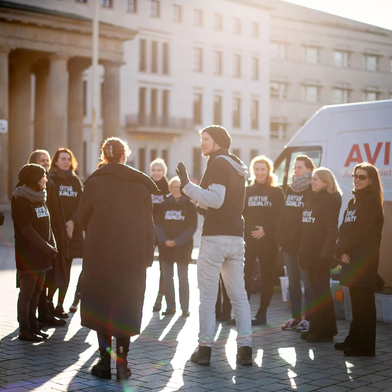 Freiwillige bei Protest gegen Aldi Süd