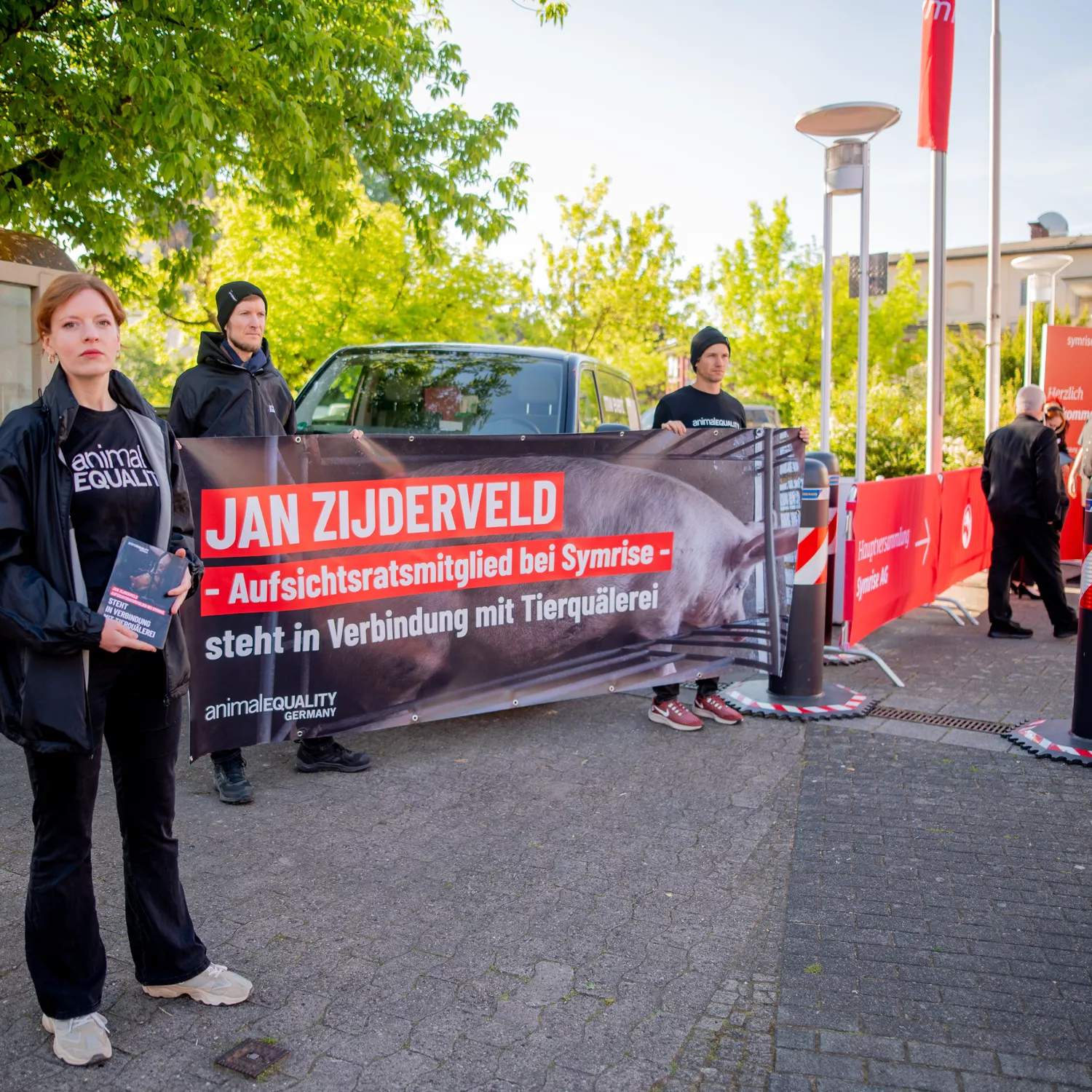 Protest gegen Symrise AG