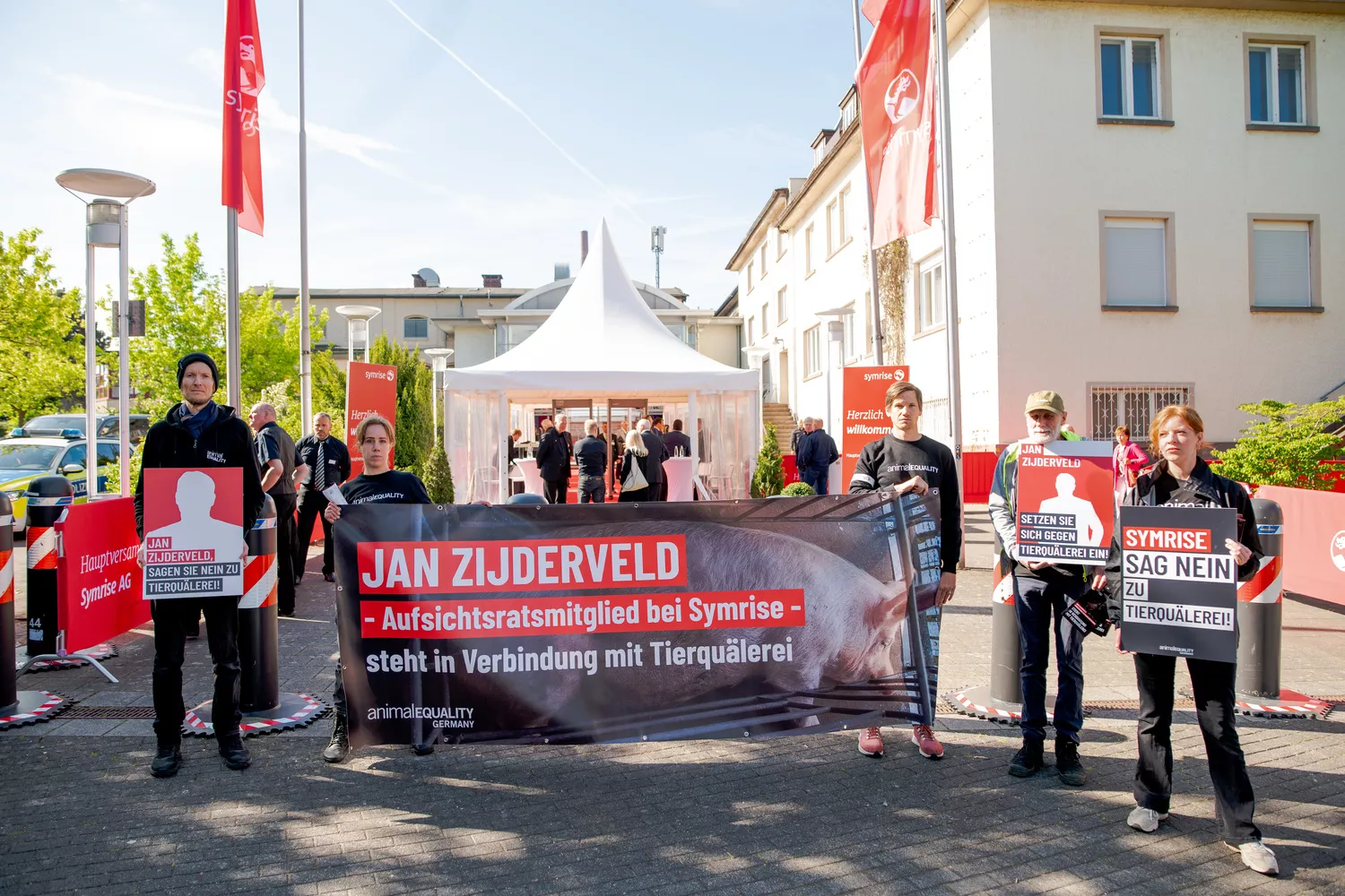 Protest gegen Symrise AG