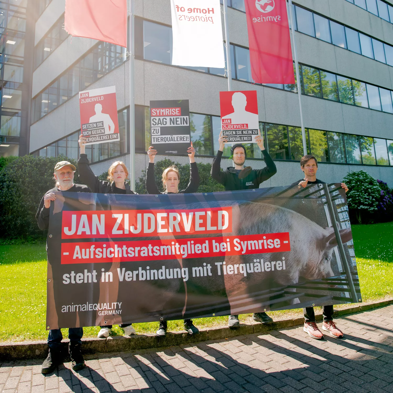 Protest gegen Symrise AG