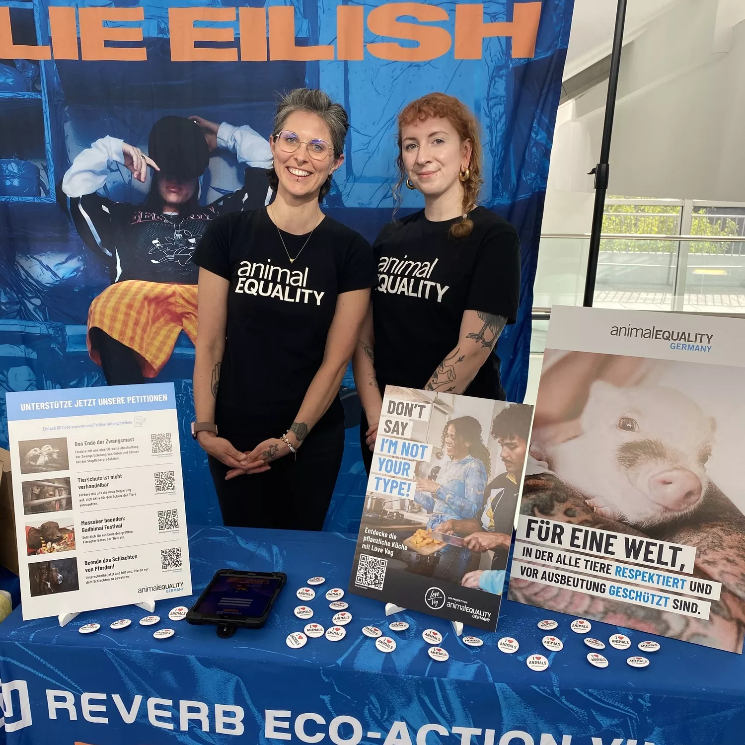 Animal Equality bei Billie Eilish Eco Action Village