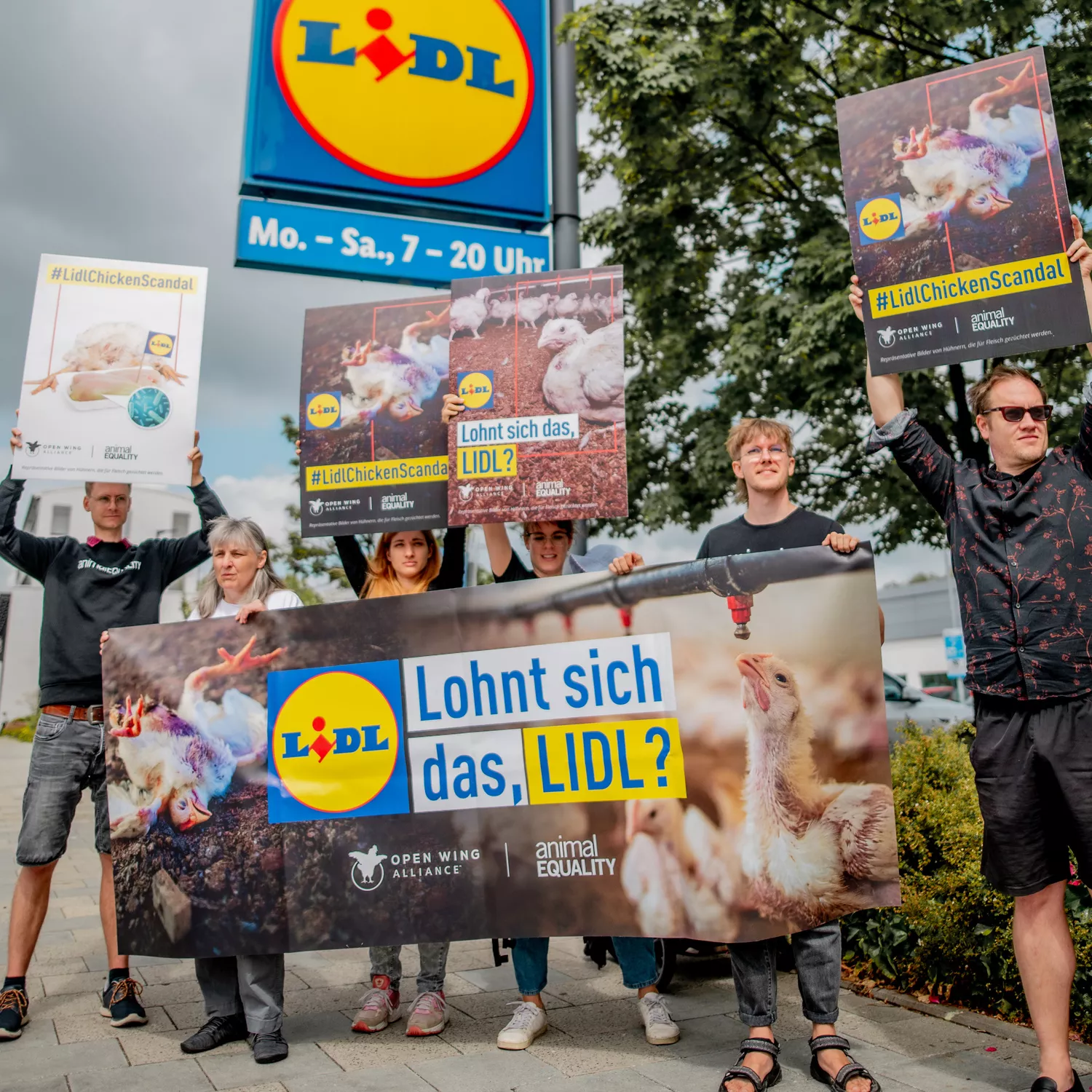 Animal Defender bei Protest